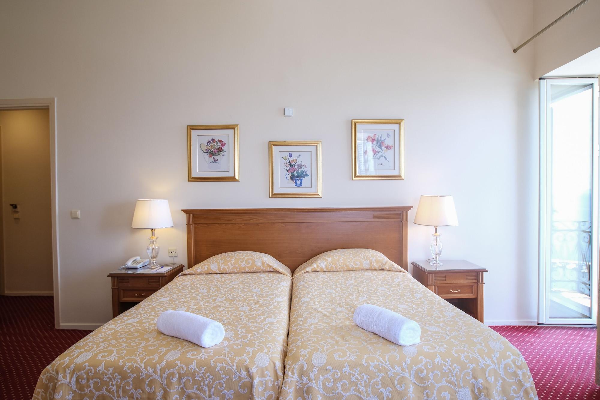 Cavalieri Hotel Corfu  Bagian luar foto
